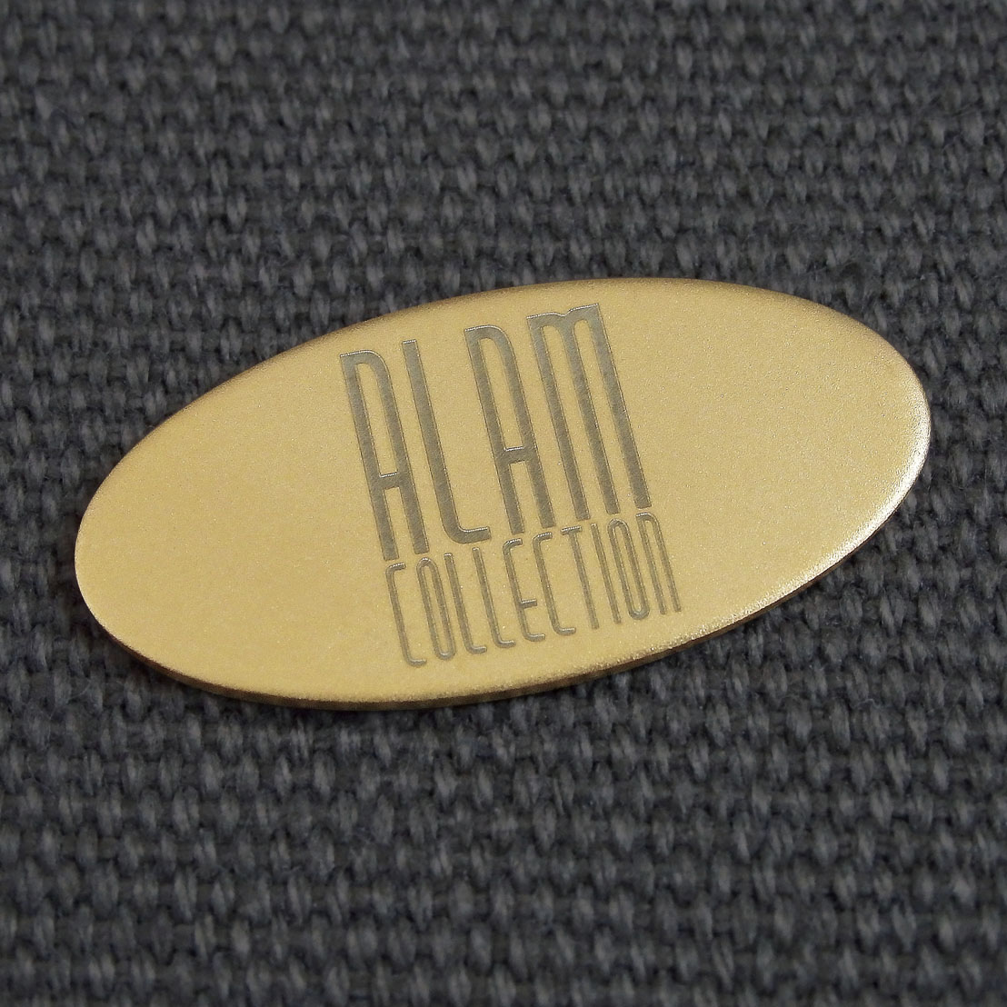 ロゴネームプレート　ブランドタグ　製作事例　合同会社ALAMCOLLECTION